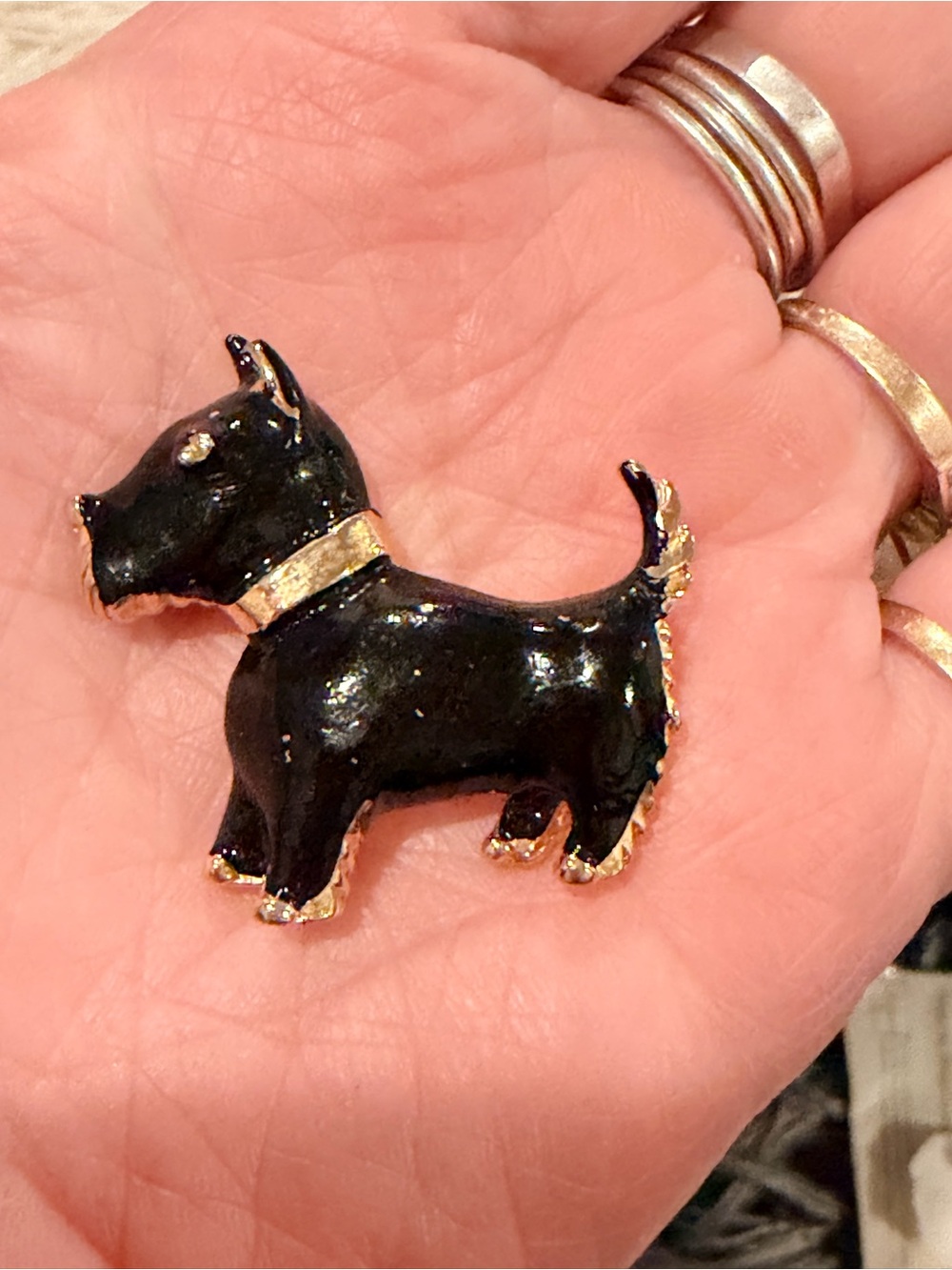 Vintage Black Enamel Scottie Dog Brooch with Gold Trim